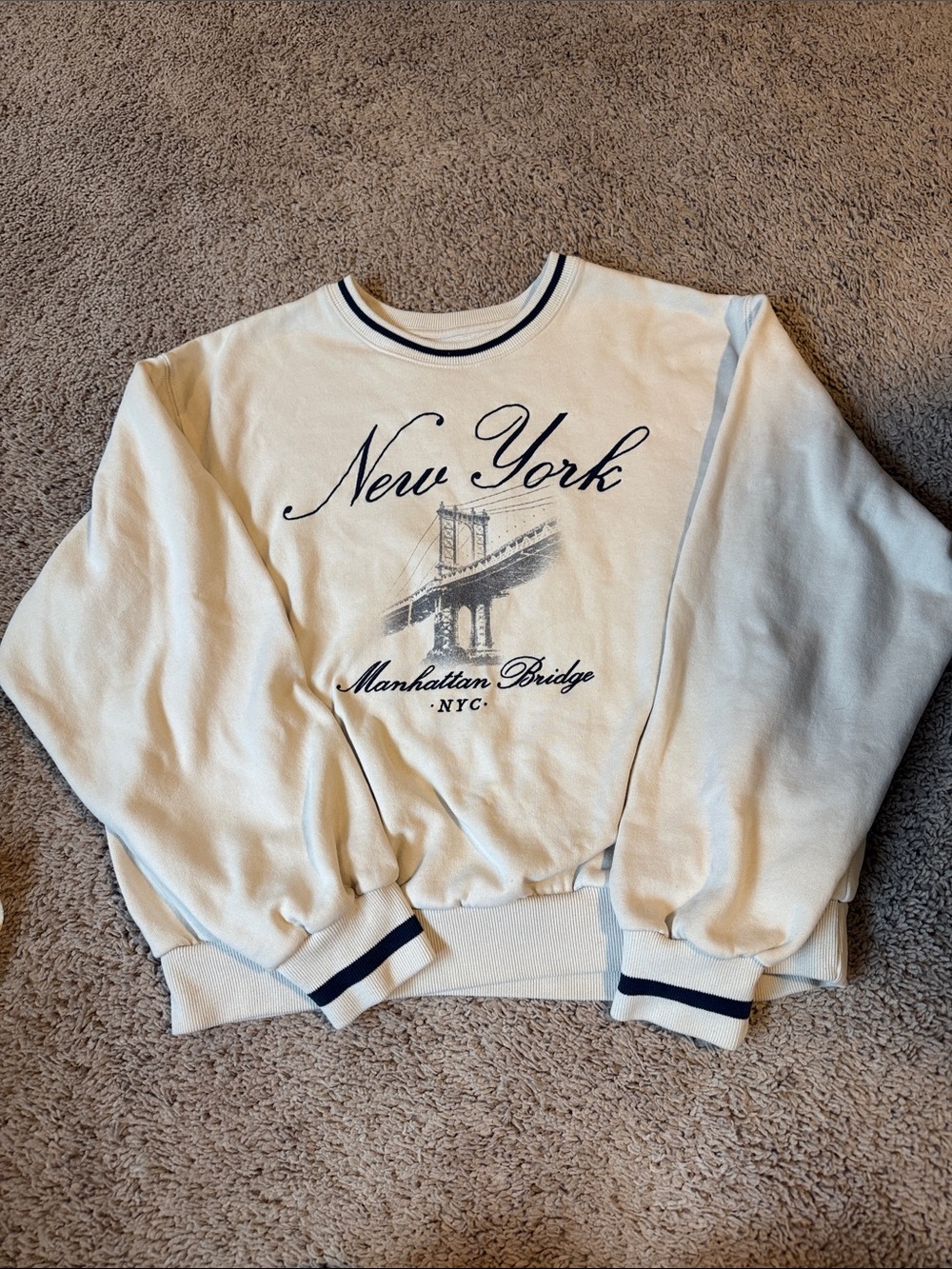 Hollister Cream Crewneck Sweatshirt with Navy Trim - New York Manhattan Bridge